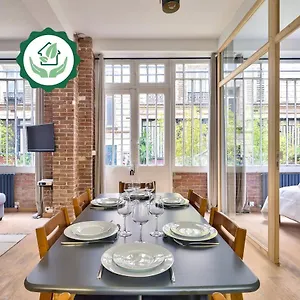 new-loft-apartment-in-the-heart-of-an-ecoloflat.fr-paris.fr/